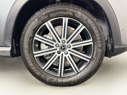 Used 2024 Mercedes-Benz GLE 450 4MATIC image 35