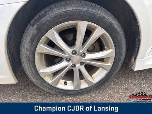 Used 2014 Subaru Legacy 2.5i Premium w/ Moonroof Package image 9