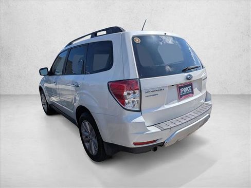 Used 2012 Subaru Forester 2.5X Limited AWD/4WD image 11