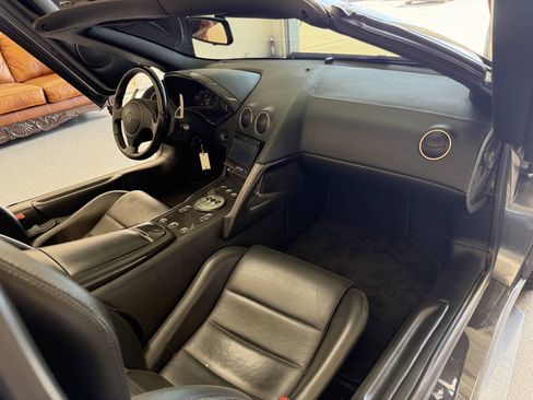Used 2006 Lamborghini Murcielago Roadster AWD/4WD image 46