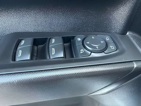Used 2021 Chevrolet Silverado 2500 Custom w/ Custom Value Package AWD/4WD image 23