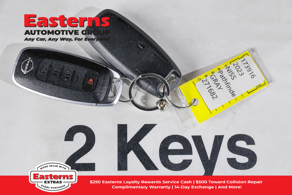 Used 2023 Nissan Pathfinder SV w/ SV Premium Package AWD/4WD image 28