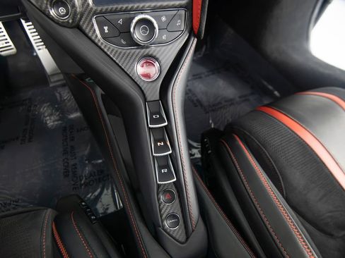 Used 2020 McLaren 720S Performance RWD image 21