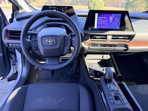 New 2026 Toyota Prius Plug-In Hybrid image 2