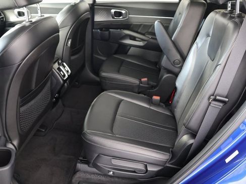 Used 2023 Kia Sorento SX image 20