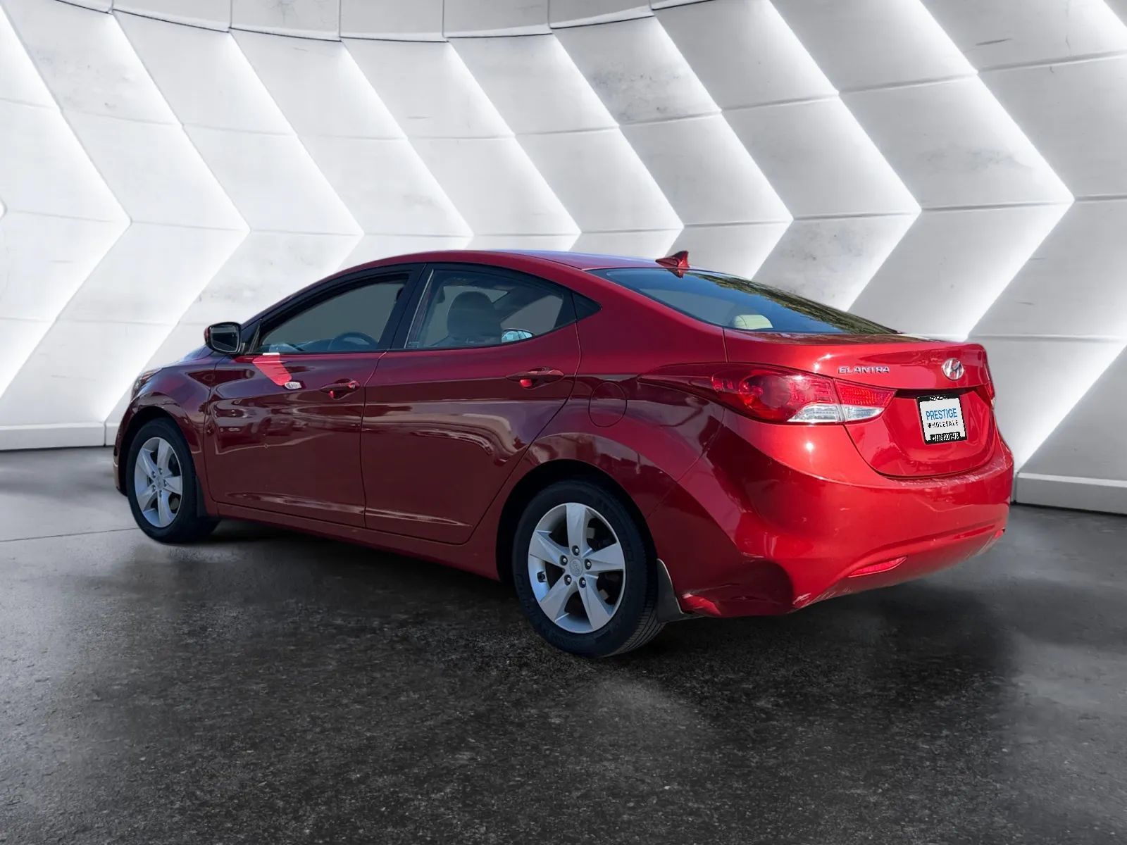 Used 2013 Hyundai Elantra GLS w/ Preferred Pkg FWD image 3