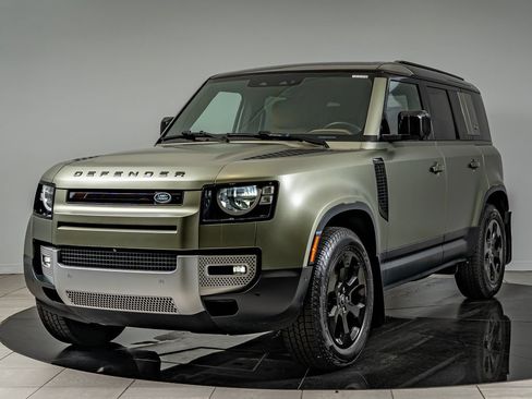 Used 2023 Land Rover Defender 110 S AWD/4WD image 1