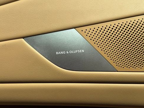 Used 2025 Genesis G80 2.5T Advanced image 26