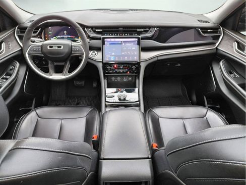 Used 2023 Jeep Grand Cherokee 4WD 4xe image 43