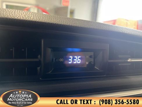 Used 2017 Toyota Corolla iM image 30