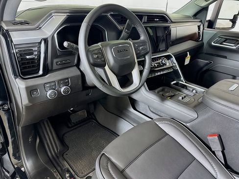 New 2026 GMC Sierra 2500 Denali w/ Denali Reserve Package image 5