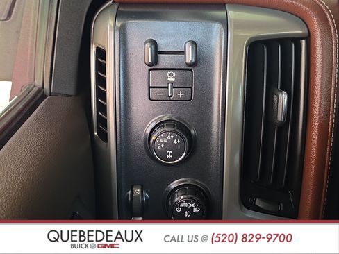 Used 2015 Chevrolet Silverado 1500 High Country w/ High Country Premium Package AWD/4WD image 25