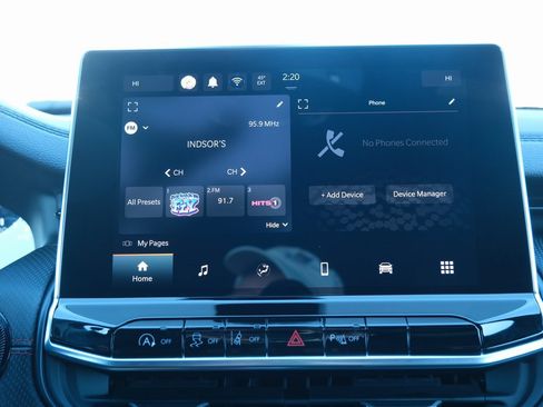 Used 2024 Jeep Compass Trailhawk image 19