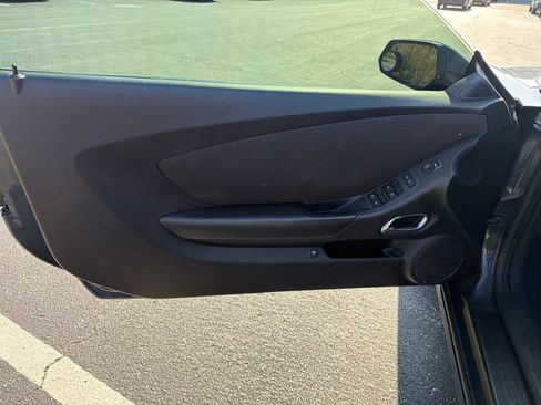 Used 2015 Chevrolet Camaro LT RWD image 13