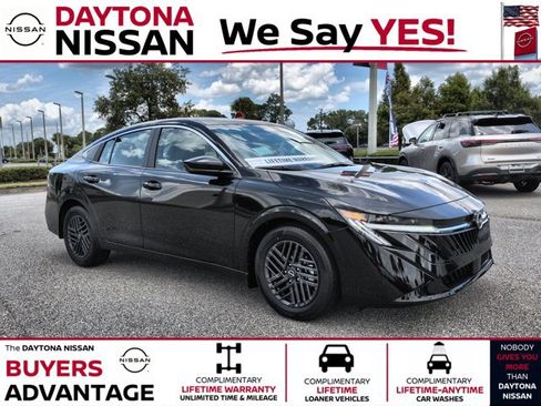 Certified 2026 Nissan Sentra SV w/ SV Convenience Package FWD image 1
