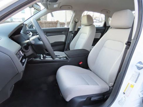 Certified 2023 Honda Civic LX image 11