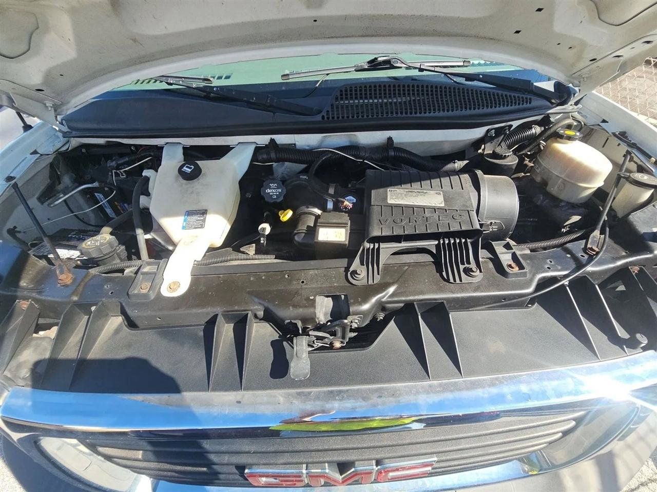 Used 2015 GMC Savana 2500 RWD image 15