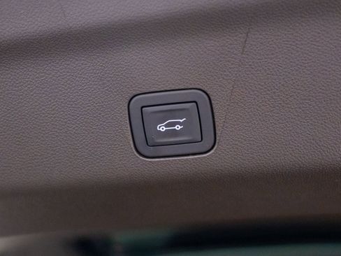 New 2026 Cadillac Escalade Luxury w/ Touring Package image 33