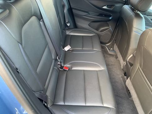 Used 2025 Buick Envista Sport Touring w/ Convenience I Package FWD image 15