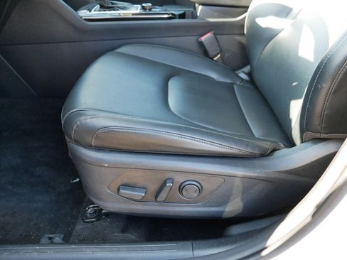 Certified 2024 Kia Sportage EX image 20