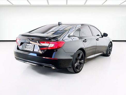 Used 2020 Honda Accord Sport image 4