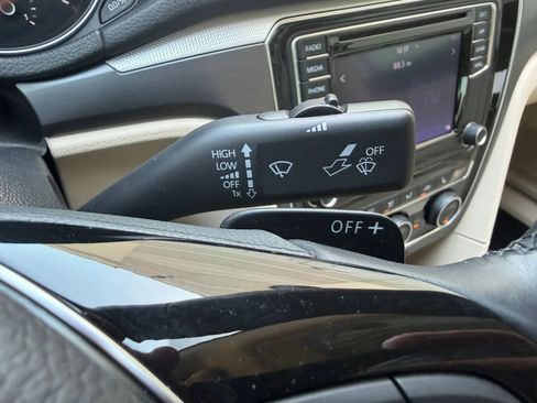 Used 2018 Volkswagen Passat 2.0T S image 30