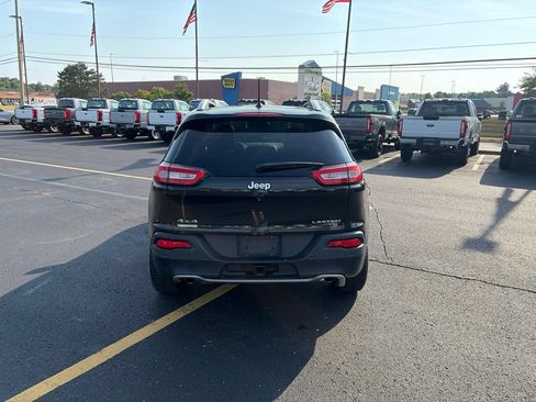 Used 2014 Jeep Cherokee Limited w/ Technology Group AWD/4WD image 6