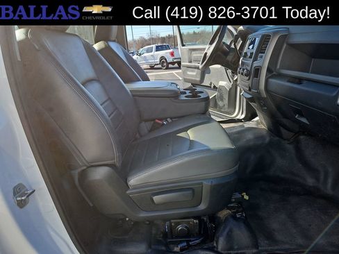Used 2015 RAM 2500 Tradesman RWD image 29