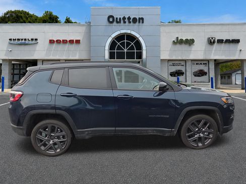New 2026 Jeep Compass Limited AWD/4WD image 2