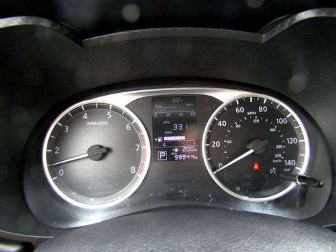 Used 2021 Nissan Versa S image 14