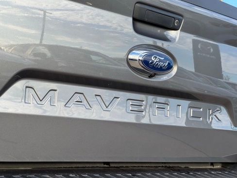 Used 2024 Ford Maverick Lariat image 9