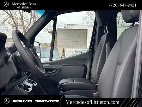 New 2025 Mercedes-Benz Sprinter 2500 image 11