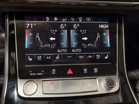 Used 2020 Audi Q8 Prestige w/ Prestige Package image 20