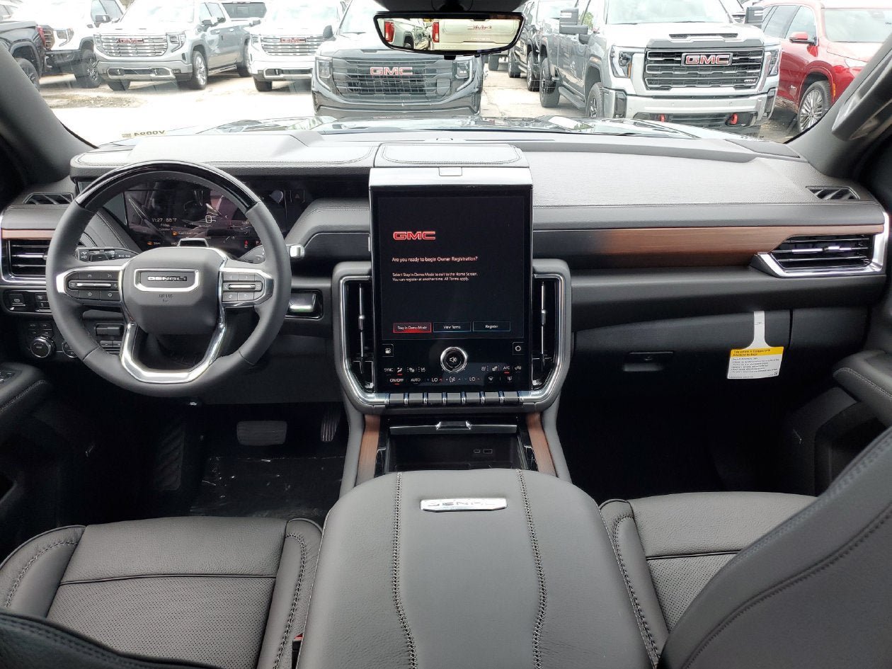 New 2027 GMC Yukon Denali w/ Denali Reserve Package AWD/4WD image 12