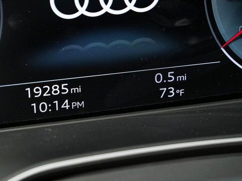 Used 2023 Audi Q5 2.0T Premium Plus w/ Premium Plus Package AWD/4WD image 9