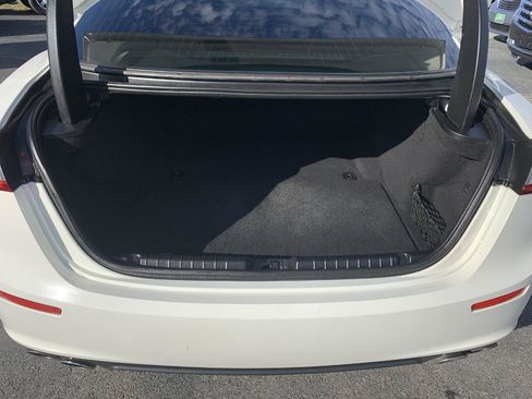 Used 2015 Maserati Ghibli RWD image 35