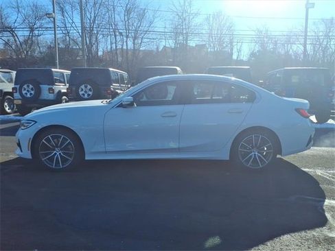 Used 2020 BMW 330i xDrive Sedan w/ Premium Package image 6
