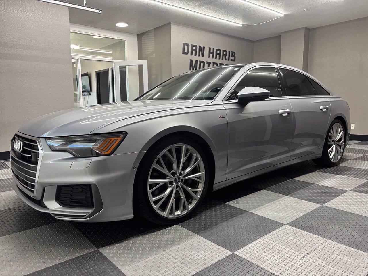 Used 2019 Audi A6 3.0T Prestige w/ Prestige Package AWD/4WD image 2