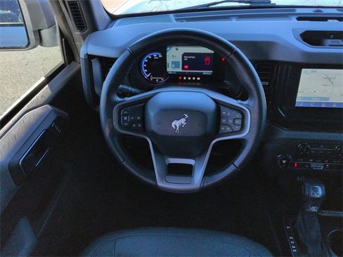 Used 2023 Ford Bronco Big Bend w/ Sasquatch Package image 15