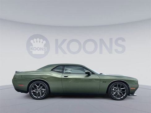 Used 2023 Dodge Challenger R/T w/ Plus Package image 8