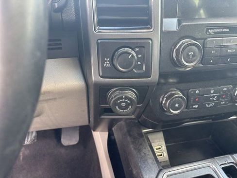 Used 2019 Ford F150 XLT w/ Equipment Group 302A Luxury image 20