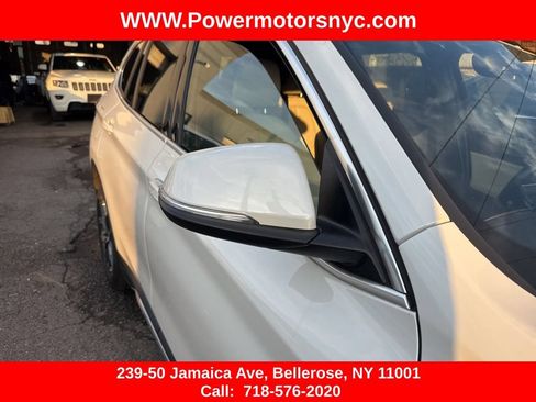 Used 2022 BMW X1 xDrive28i w/ Convenience Package AWD/4WD image 9