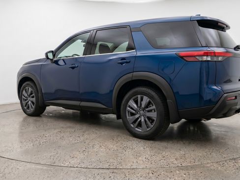 Used 2025 Nissan Pathfinder SV FWD image 6