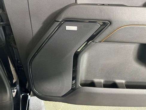 Used 2024 GMC Sierra 2500 AT4 w/ AT4 Premium Plus Package image 29