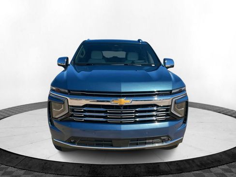 New 2026 Chevrolet Suburban Premier image 9