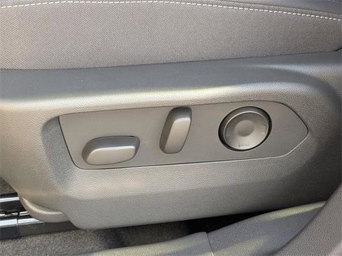 New 2026 Buick Envision Preferred image 23