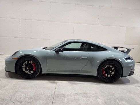 Used 2025 Porsche 911 Carrera 4 GTS AWD/4WD image 45