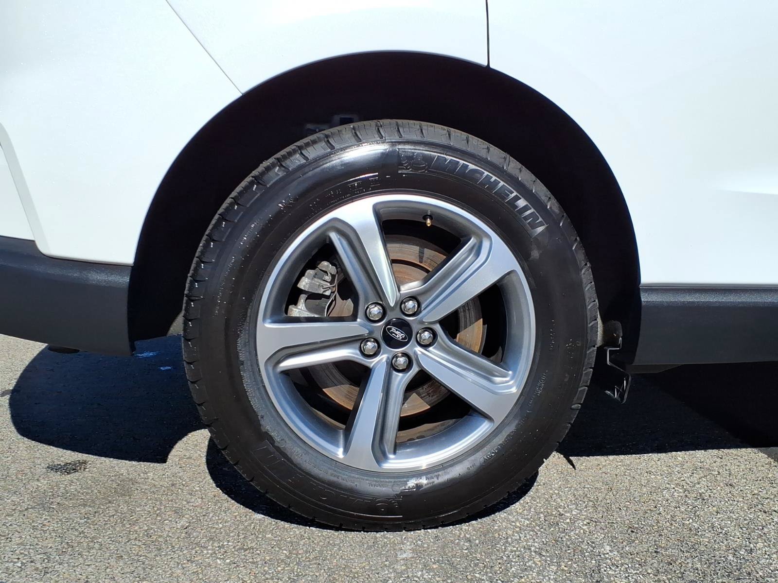 Certified 2024 Ford Edge SEL w/ Convenience Package AWD/4WD image 7