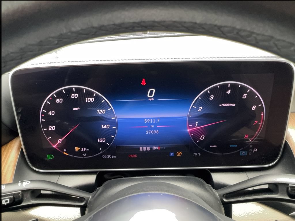 Used 2024 Mercedes-Benz GLC 300 4MATIC image 42