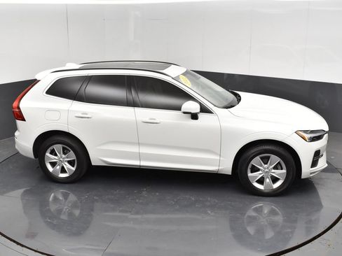 Used 2022 Volvo XC60 B5 Momentum AWD/4WD image 30